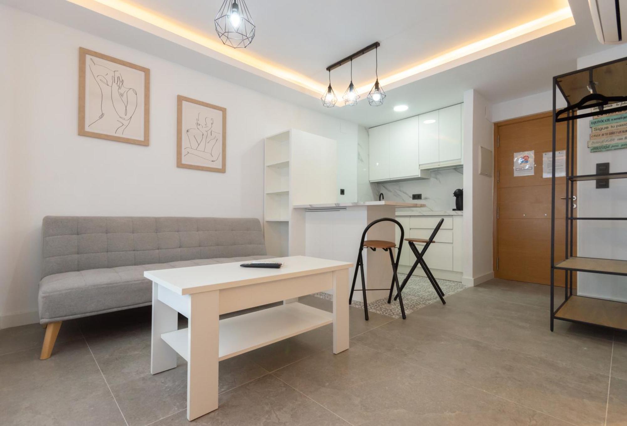 Apartamento para dos al lado de la Alhambra, en pleno centro Granada Bagian luar foto