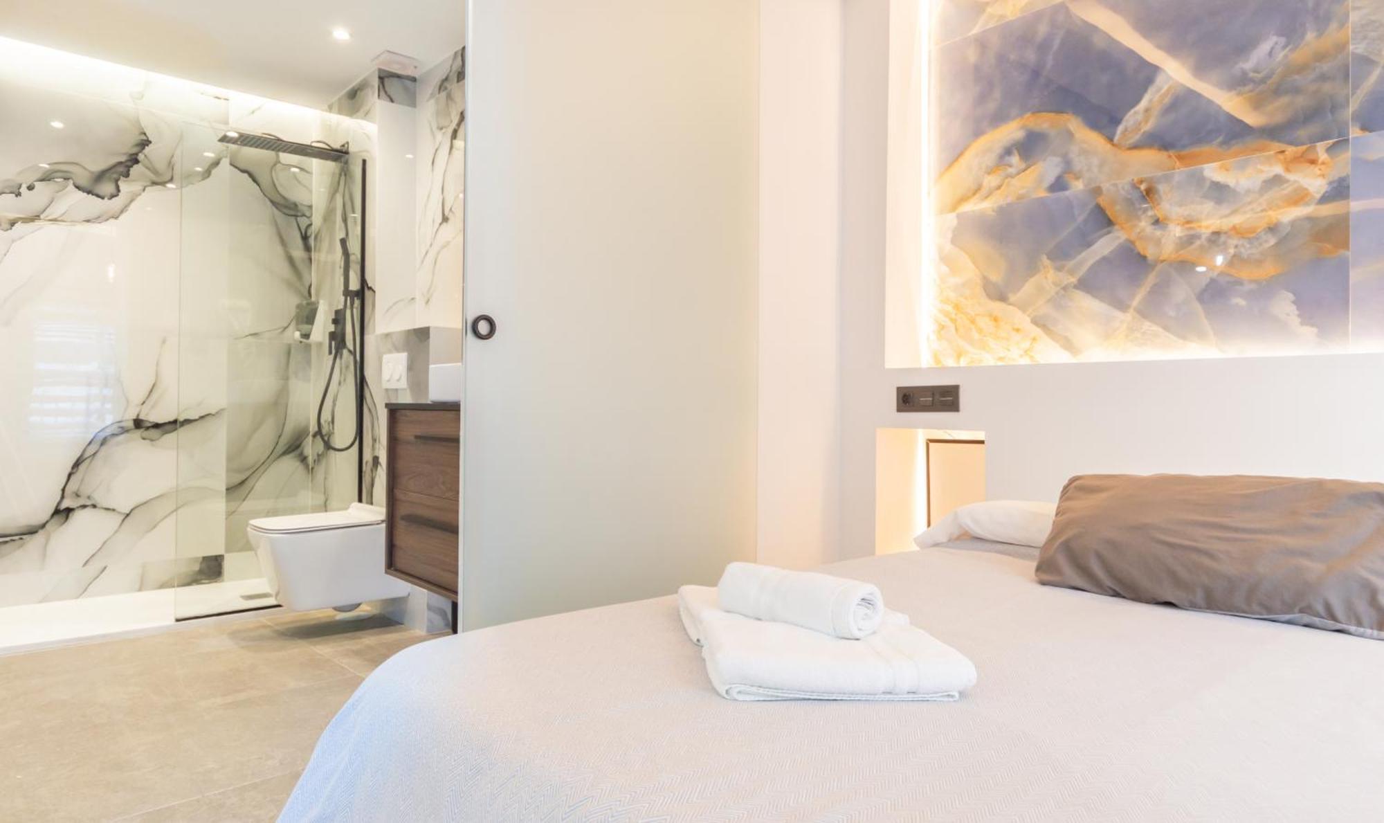 Apartamento para dos al lado de la Alhambra, en pleno centro Granada Bagian luar foto